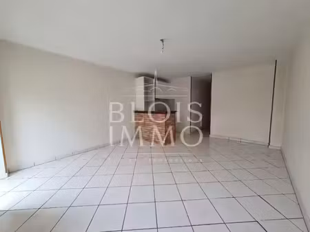 location appartement 2 pièces 38 m² à blois (41000)  430 €