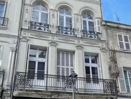 vente immeuble 4 pièces 78.76 m² à saumur (49400)  149 000 €
