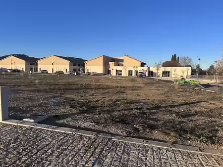 vente terrain 387 m² à peyrolles-en-provence (13860)  162 000 €