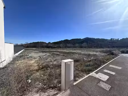 vente terrain 456 m² à le puy-sainte-réparade (13610)  220 000 €