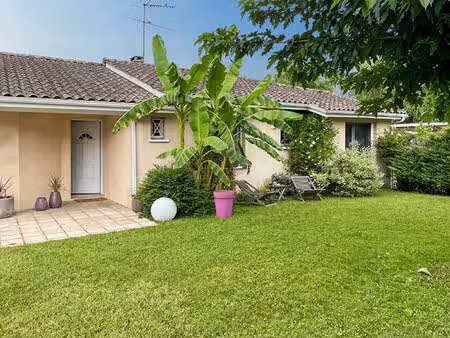 eysines centre - maison plain-pied 130m² sur 600m² de parcelle en 2e ligne - calme