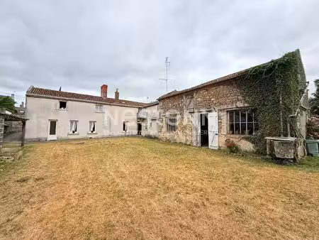 a vendre - maison 172m² à doué la fontaine - d6111