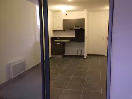 location appartement 2 pièces 37 m² à montpellier (34000)  725 €