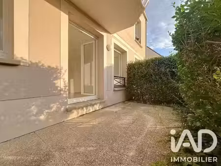 location appartement 2 pièces 42 m² à tournan-en-brie (77220)  755 €