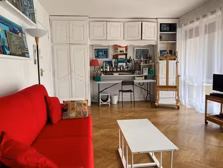 location meublée appartement 1 pièce 31 m² à marseille 8ème (13008)  800 €
