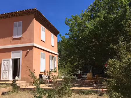 a louer t2 saint cannat