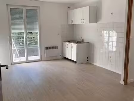location appartement 2 pièces 35 m² à villemomble (93250)  800 €