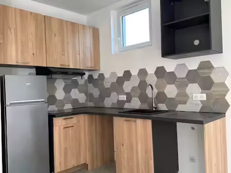 location meublée appartement 2 pièces 33 m² à saint-cloud (92210)  1 090 €