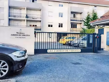location meublée appartement 3 pièces 69 m² à ville-la-grand (74100)  1 200 €
