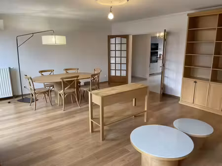 location meublée appartement 3 pièces 82 m² à lyon 3ème (69003)  1 680 €