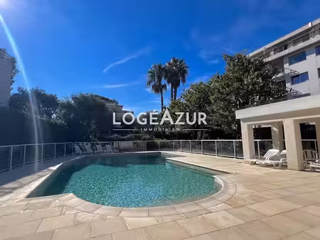 location meublée appartement 3 pièces 72.32 m² à antibes (06600)  2 150 €