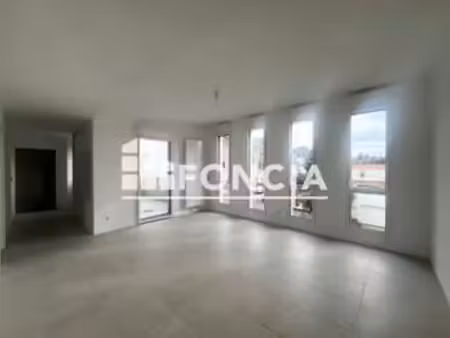 location appartement 3 pièces à nantes tortière (44000) : à louer 3 pièces / 65m² nantes t