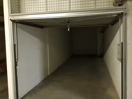 garage double fermé