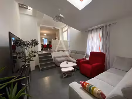 vente maison 6 pièces 212 m² rochefort (17300)