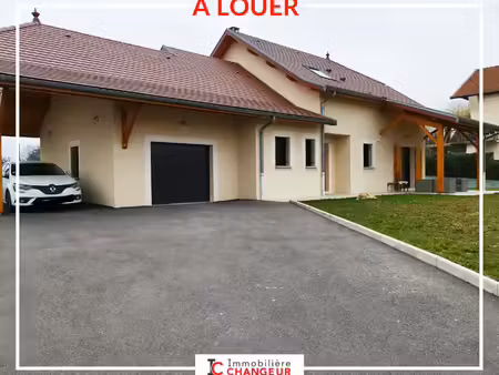 location maison 5 pièces 143 m² à voiron (38500)