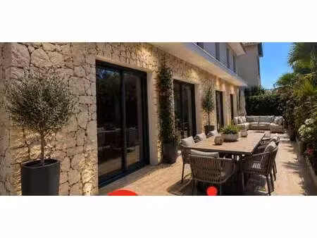 villa avec piscine et terrasse la ville - bandol (83)