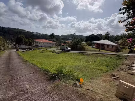 terrain constructible neuf à vendre