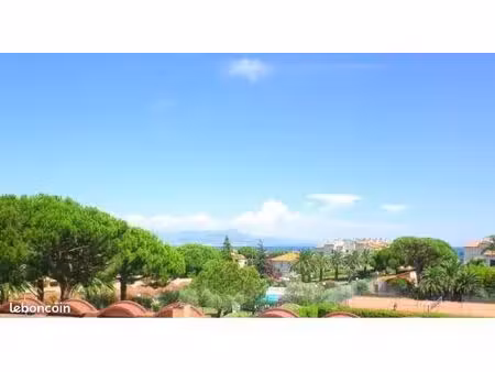 location étudiant f2  clim  box  antibes fontonne  vue mer