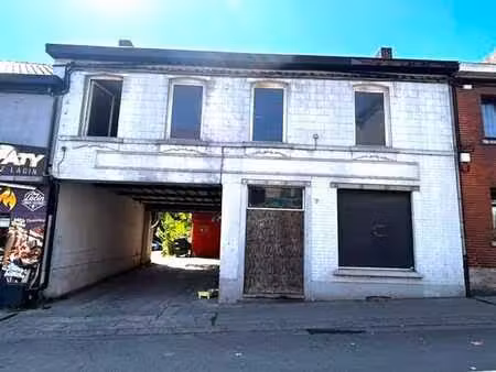 ensemble immobilier sur un terrain de 1867m²