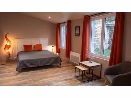 location meublée appartement 1 pièce 30 m² à louzac-saint-andré (16100)  500 €