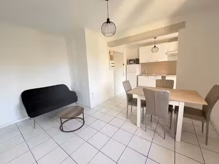 location meublée appartement 2 pièces 33.56 m² à marsillargues (34590)  570 €