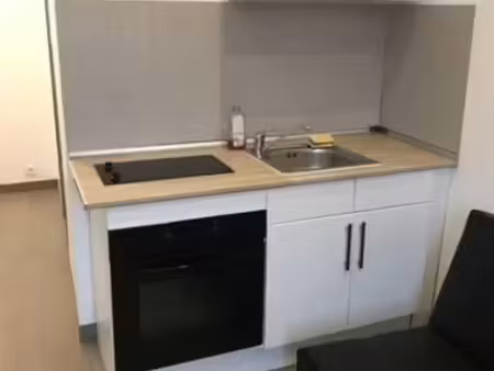 location appartement 1 pièce à vayres (33870)  420 €