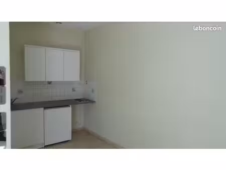 appartement 27m² parking  proche sainte marie