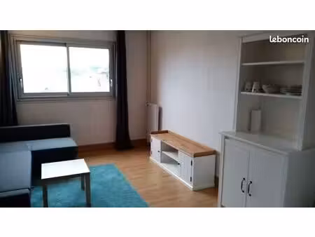 studio à proximité de la gare de rambouillet