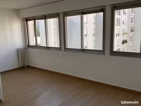 loue studio 28 m2. rouen 76000