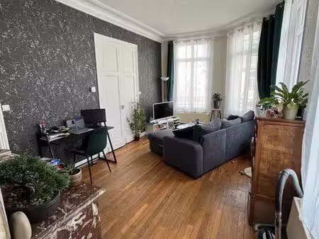 appartement 2 pièces (f2) hyper centre-ville 45m2