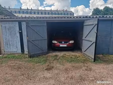 parking/box 14 m² nevers