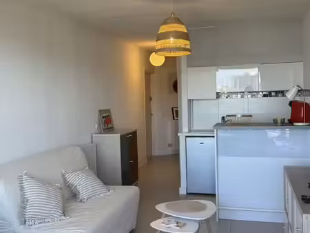 studio vue port