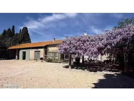 villa 6 pièces 197 m²