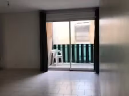 location appartement 3 pièces à castillon-la-bataille (33350)  545 €