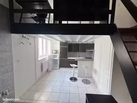 appartement t2  42m2 meublés  vieux lille  pour étudiants ou salarié  location jusque janv