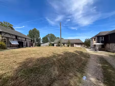 jolie vue calme assuré propriété sur 2 hectares.