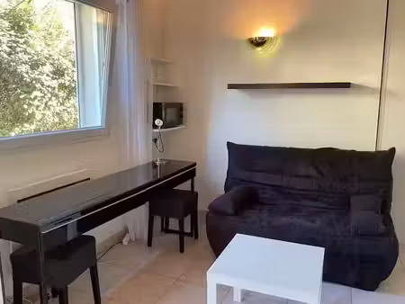 location meublée appartement 1 pièce 20 m² à saint-clément-de-rivière (34980)  570 €