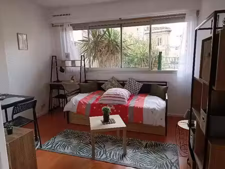 location appartement 1 pièce à bordeaux (33000)  599 €