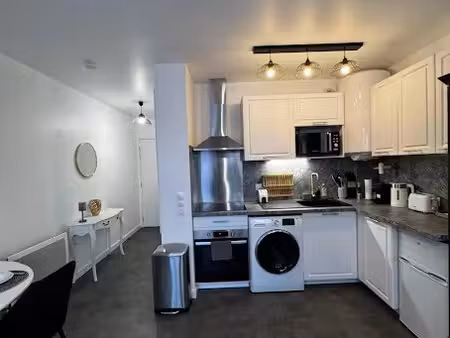 location meublée appartement 1 pièce 27 m² à honfleur (14600)  600 €
