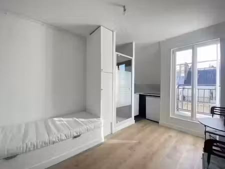 location meublée appartement 1 pièce 12 m² à paris 8ème (75008)  560 €