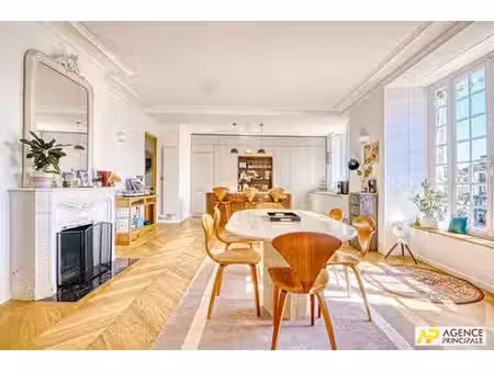 "versailles les près" sublime appartement meublé de 6 pièces de 150 m² avec cave !