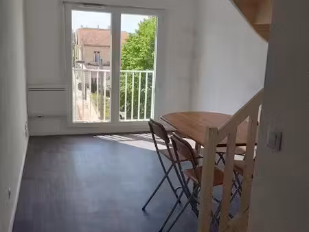 location appartement 2 pièces 31 m² à bordeaux (33000)  650 €
