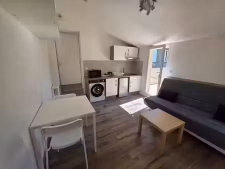 location meublée appartement 1 pièce 20 m² à toulouse (31000)  670 €