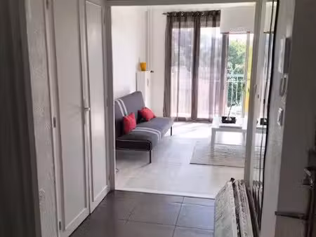 location meublée appartement 3 pièces 57 m² à saint-etienne (42000)  650 €