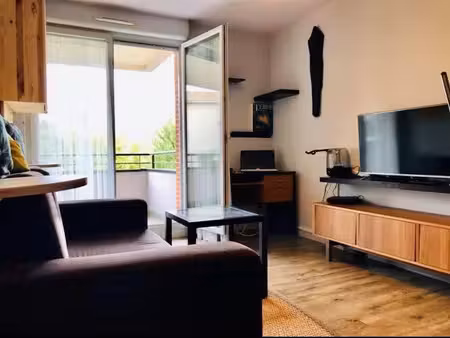 location meublée appartement 1 pièce 36 m² à toulouse (31000)  609 €