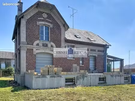 maison 5 pièces 180 m²