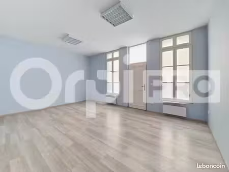 bureau 75 m²