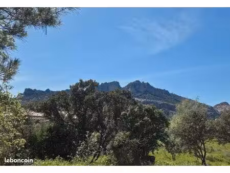 terrain 662 m² roquebrune sur argens