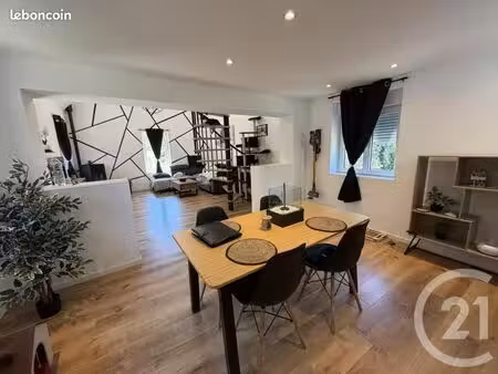 maison 3 pièces 80 m²