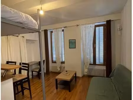 studio étudiant